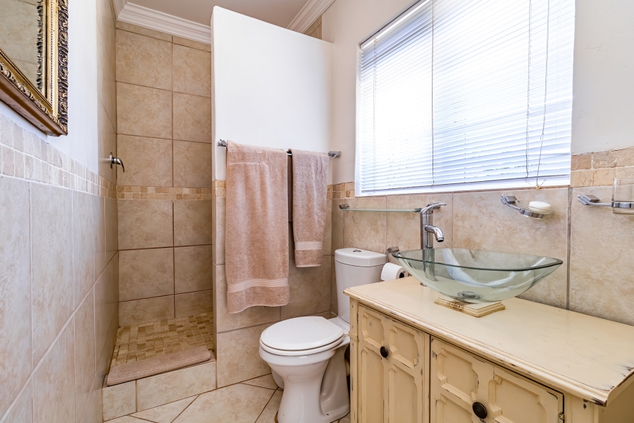 3 Bedroom Property for Sale in Riebeek Kasteel Western Cape